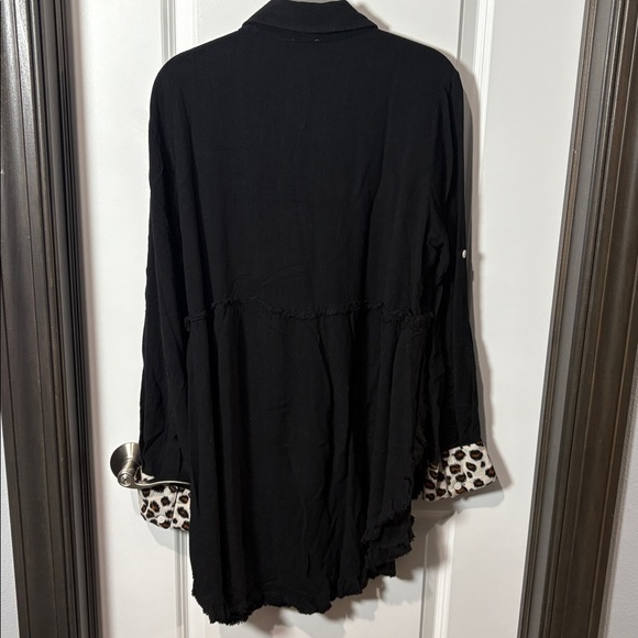 Umgee Black Shirt with Leopard Print Details - Picture 6 of 6